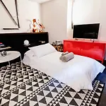 아파트 Palazzo Del Pero - The House Of Travelers