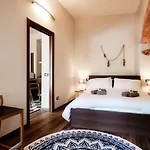 Palazzo Del Pero - The House Of Travelers 아파트 코모