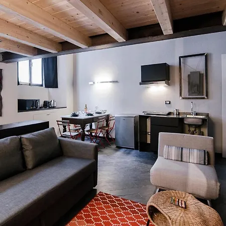 Palazzo Del Pero - The House Of Travelers *