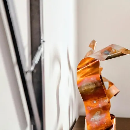 Palazzo Del Pero - The House Of Travelers *