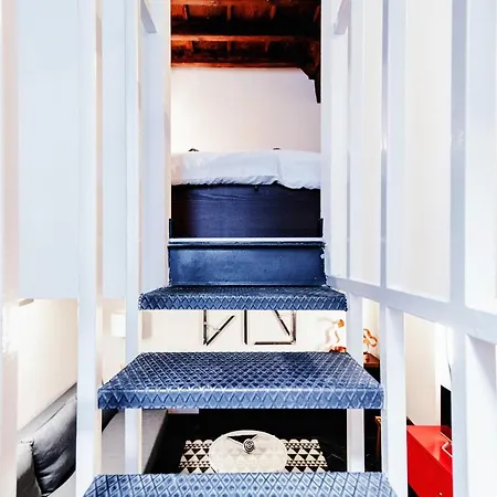 Palazzo Del Pero - The House Of Travelers * Como