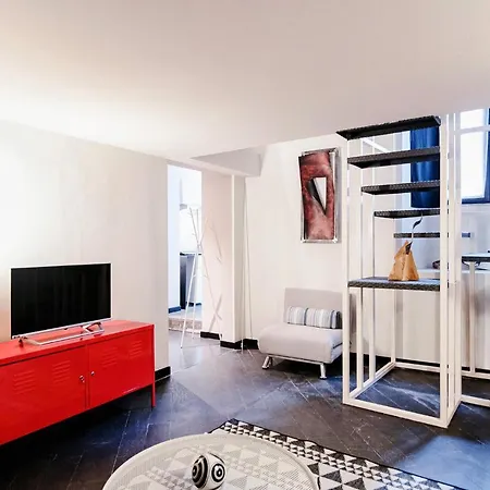 Palazzo Del Pero - The House Of Travelers