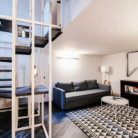 Palazzo Del Pero - The House Of Travelers * Como