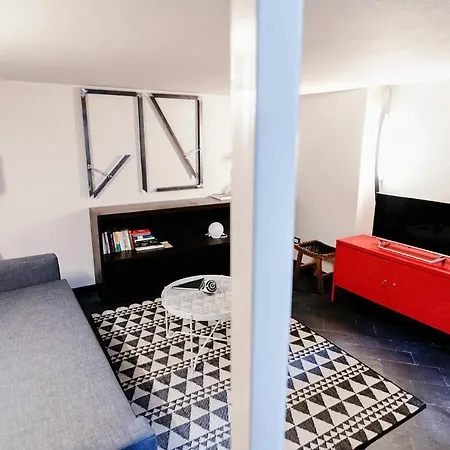 Palazzo Del Pero - The House Of Travelers Apartament