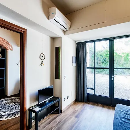 Appartement Palazzo Del Pero - The House Of Travelers Como