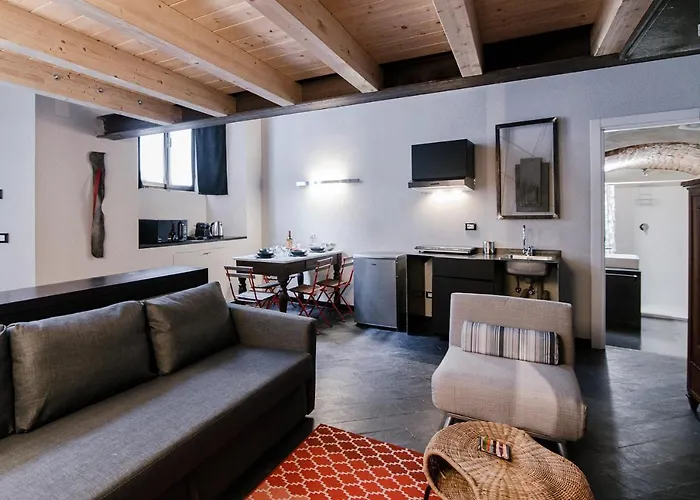 Palazzo Del Pero - The House Of Travelers *
