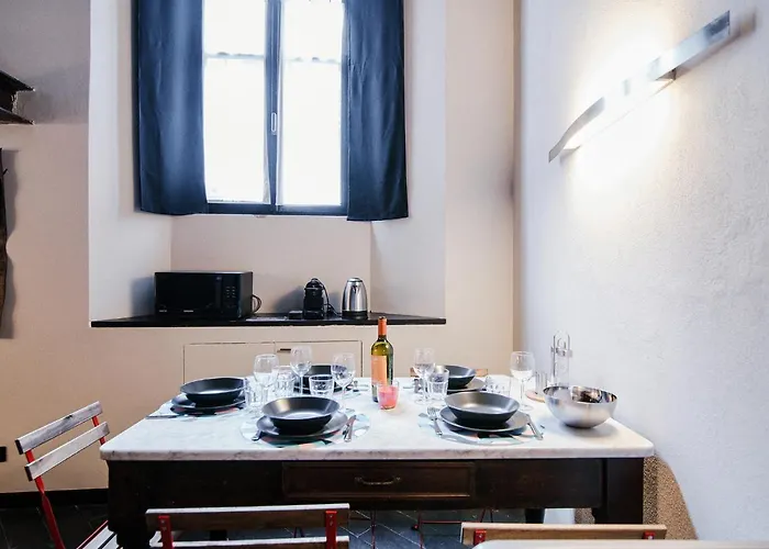 Palazzo Del Pero - The House Of Travelers *