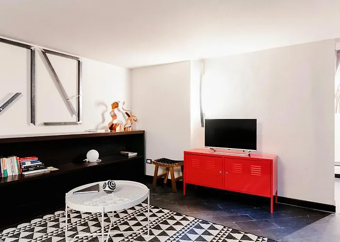 Palazzo Del Pero - The House Of Travelers Appartamento *