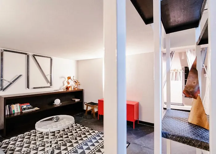 Palazzo Del Pero - The House Of Travelers Daire *
