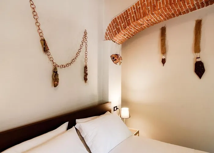 Palazzo Del Pero - The House Of Travelers Daire Como
