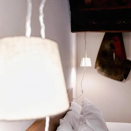 Palazzo Del Pero - The House Of Travelers *